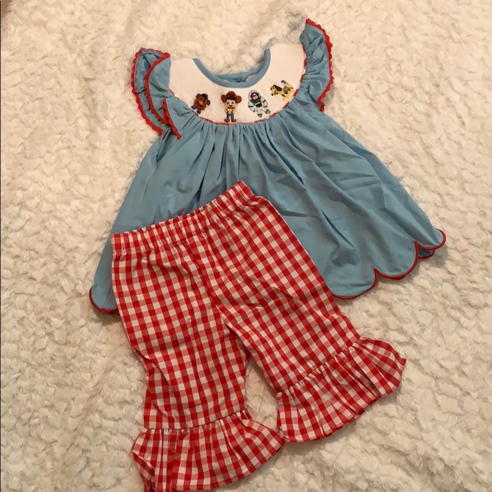 Toy Story Smock Set